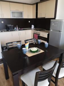 Seaview apartment complex Karia12