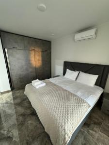 Tropical garden apartments