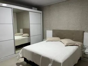 Casa em Anchieta completa com 3 quartos próximo a castelhanos e Iriri - 安谢塔