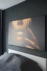 TOP 2 Zimmer Altbauwohnung in Kiel Mitte 24-7 Check In - Kronshagen