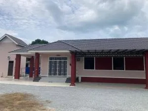 Zana Homestay - Kampong Gong Chapa