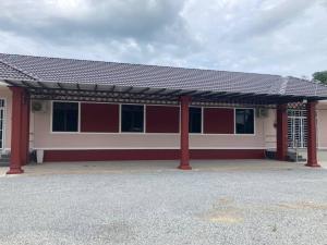 Zana Homestay