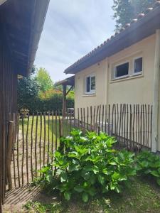 Maisons de vacances La petite Landaise : photos des chambres