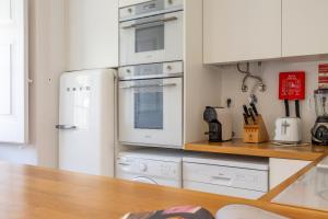 Charming Beach House - by Smarthomes