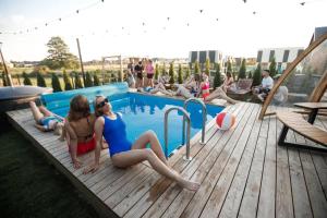 Namas su PRIVAČIU BASEINU, SAUNA IR KUBILU!