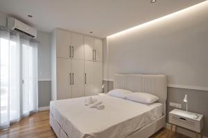 Urban Allure 2BR, 2BA Acropolis View Apt Jacuzzi