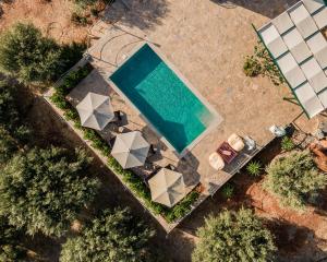 Villa Aktis with Freshwater Pool and Sea View