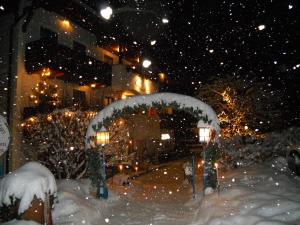Bauernhofhotel "die Unterbergerin" - Zimmer mit Frühstück und Ferienwohnungen in Gastein mit GRATIS Thermeneintritt