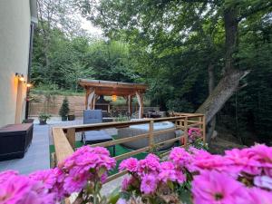 Apartment with a terrace Forest Home Lullula 