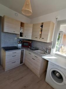 Idéalement placé ,tout a pied ,parking