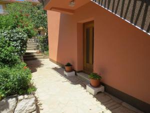 Apartment Radanović-Beaches 5 min walking 