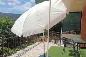 Apartment Radanović-Beaches 5 min walking