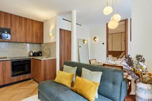 Residence 2 Apartments Center of Paris by Studio Prestige