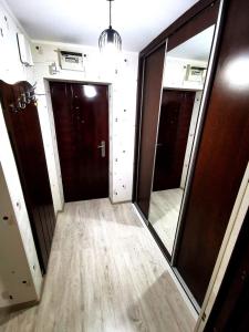 GBY HOME STUDIO Neptun