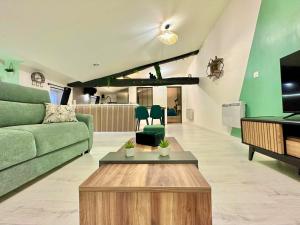 lAtypique Jungle - Hyper Centre - Refait à neuf