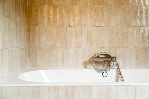 Appartements Gite singulier et authentique en coeur de foret : photos des chambres