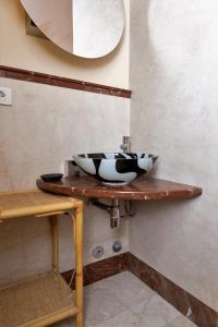 cavour 33