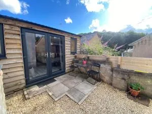 Wild Boar Cabin - Little Dean