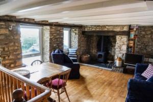 Picturesque costal cottage, quite and peaceful