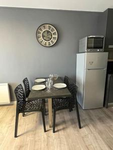 grand studio de 28 m2 plein centre de Canet plage