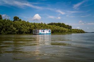 Danubiu House Boat