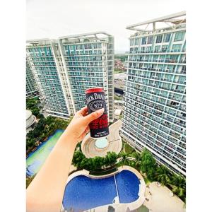 Cozycorner Staycation- Azure parañaque