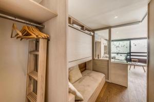 Hotels Residence Palafour - Studio 4 completement renove, confort moderne - balcon vue lac MAE-3389 : photos des chambres