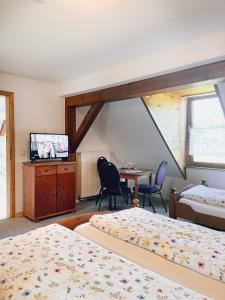 Triple Room room in Waldhaus Lahnstein