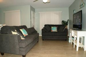 La Perla#2 Mid-island 2-3 minute walk to beach acc