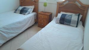 Appartement propre à 5 mn à pied de la plage familles seulement