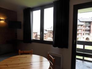 Résidence Aigue-marine - Studio tout confort · Skis aux pieds · Balcon · Vue vallée MAE-3614