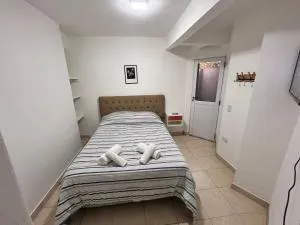 Hospedaje LH planta baja B a 15 minutos del aeropuerto de Ezeiza - Máximo Paz