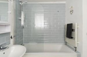 Beautiful Sea Front Cottage in the Ocean City