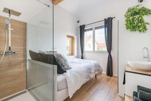 Appartements Aux Pierres Dorees 10 min centre de Lyon : photos des chambres