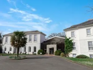 Manor Of Groves Hotel, Golf & Health Club - 舍恩