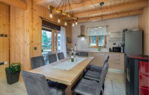 4 Bedroom Awesome Home In Sunger