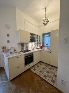 Heritage Harmony with FREE PARKING