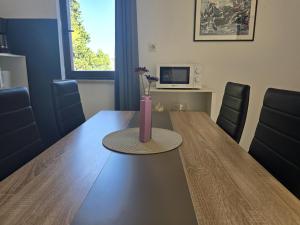TESLA-One bedroom Apartment 