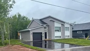 Cozy Basement Apartment - Pointe-du-Chêne