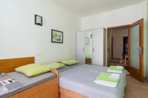 Apartments by the sea Jadranovo, Crikvenica - 16739