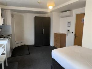 Farringdon Studio Flat
