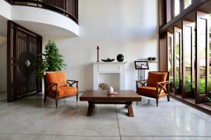 Ha Noi Tropical House in the Old Quarter