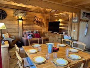 Appartement Duplex, 6 Couchages, Proche Pistes Perrières, Balcon et Confort Moderne - FR-1-623-359