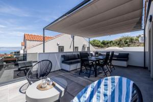 Modern Sunset Sea View Apartment with Large Terrace - Immortelle