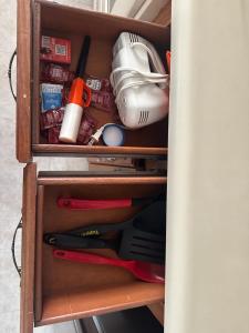 Departamento en fraccionamiento para 4 personas, cuenta con todo para estancias largas, seguridad y estacionamiento, zona céntrica, bancos,garitas,plazas