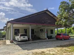 Homestay Ayah Ngah Marang - Kampong Ru Lima