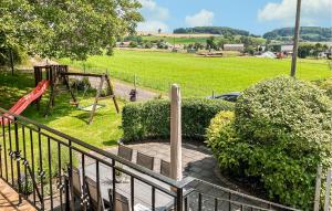 3 Bedroom Amazing Home In Fleringen