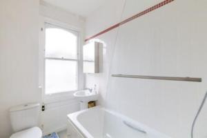 One bedroom flat, Fulham Broadway near Chelsea