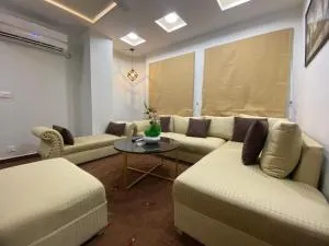 106 Megnum Arcade 2 Bedroom Specious Apartment With Balcony - Swābi