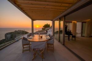 SeaWhisper Villa by PaxosRetreats